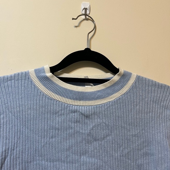 H&M Blue Ribbed Cropped sweater - Picture 5 of 5